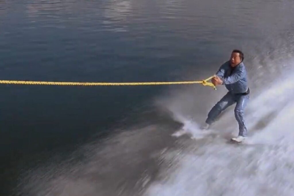 撮影秘話｜骨折しても撮影続行した伝説のプロ根性